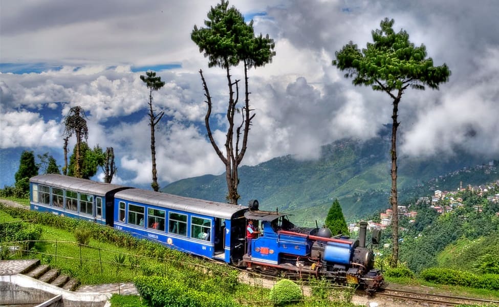 njp to darjeeling distance Sliding image 2